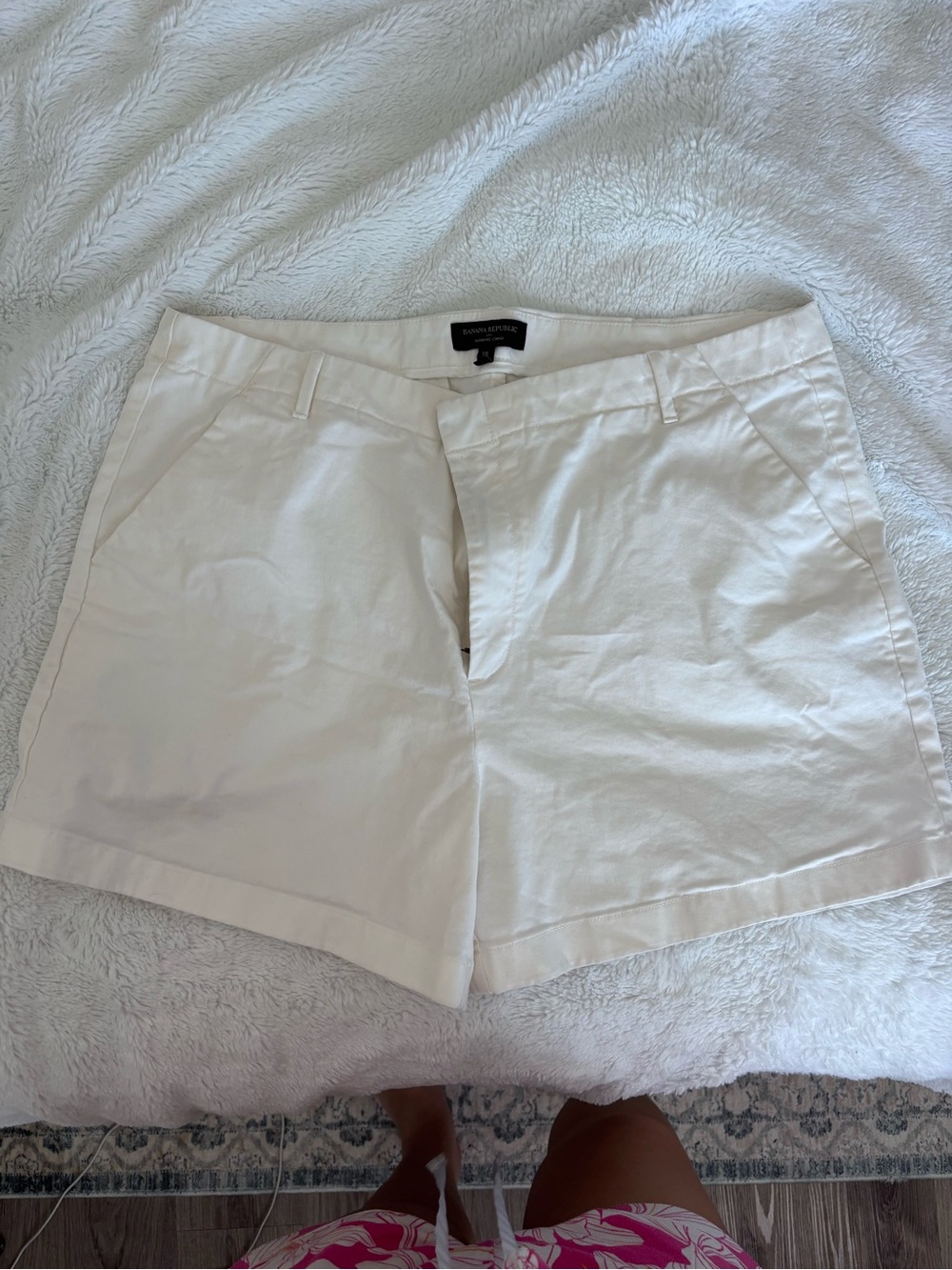 Banana Republic Women's White Tailored Shorts